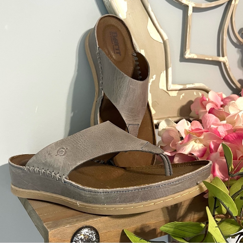 Born Edie Sandals Wedge - Picture 9 of 16